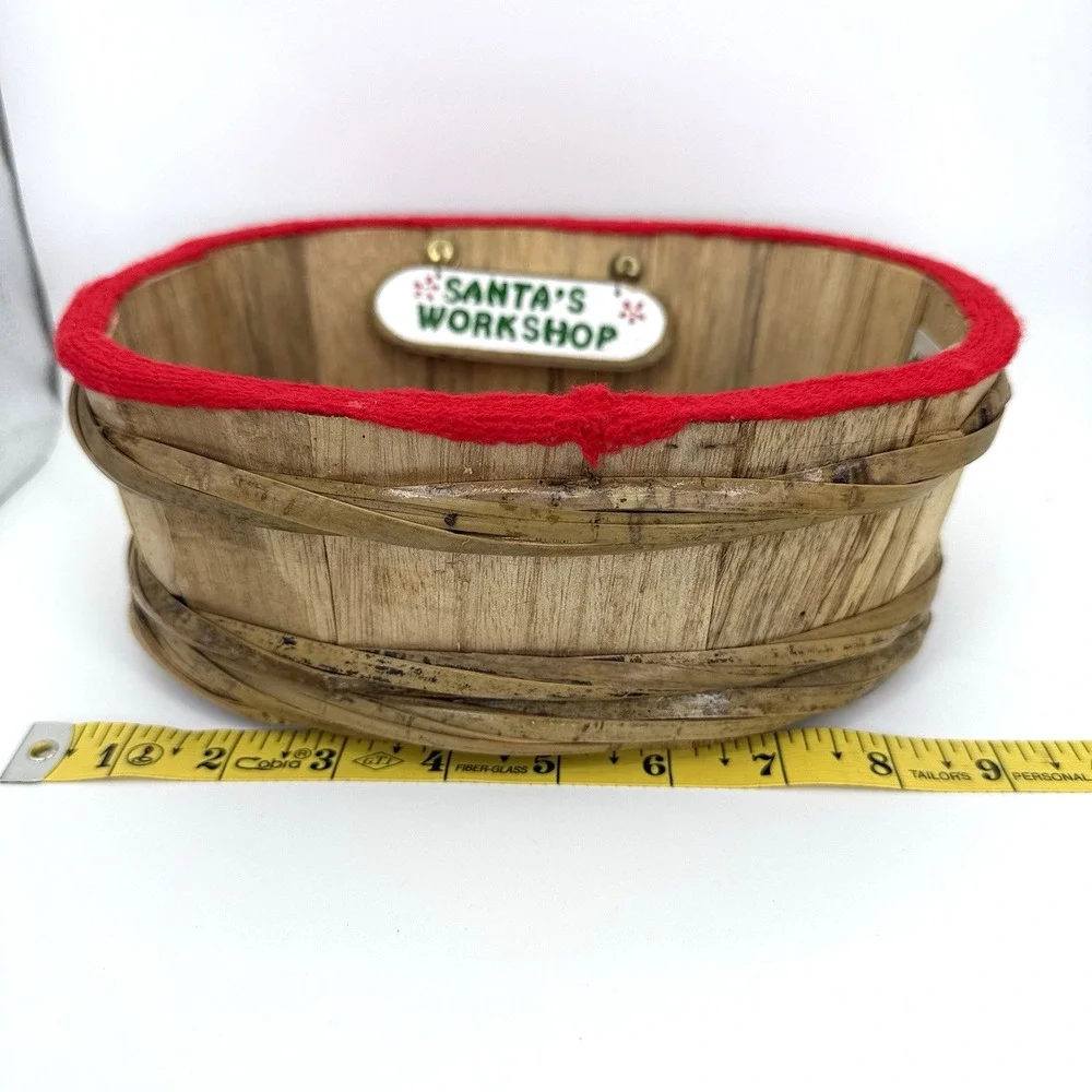 Vintage Enesco Santas Workshop Diorama Ornament Basket Toy Scene 1970s Christmas